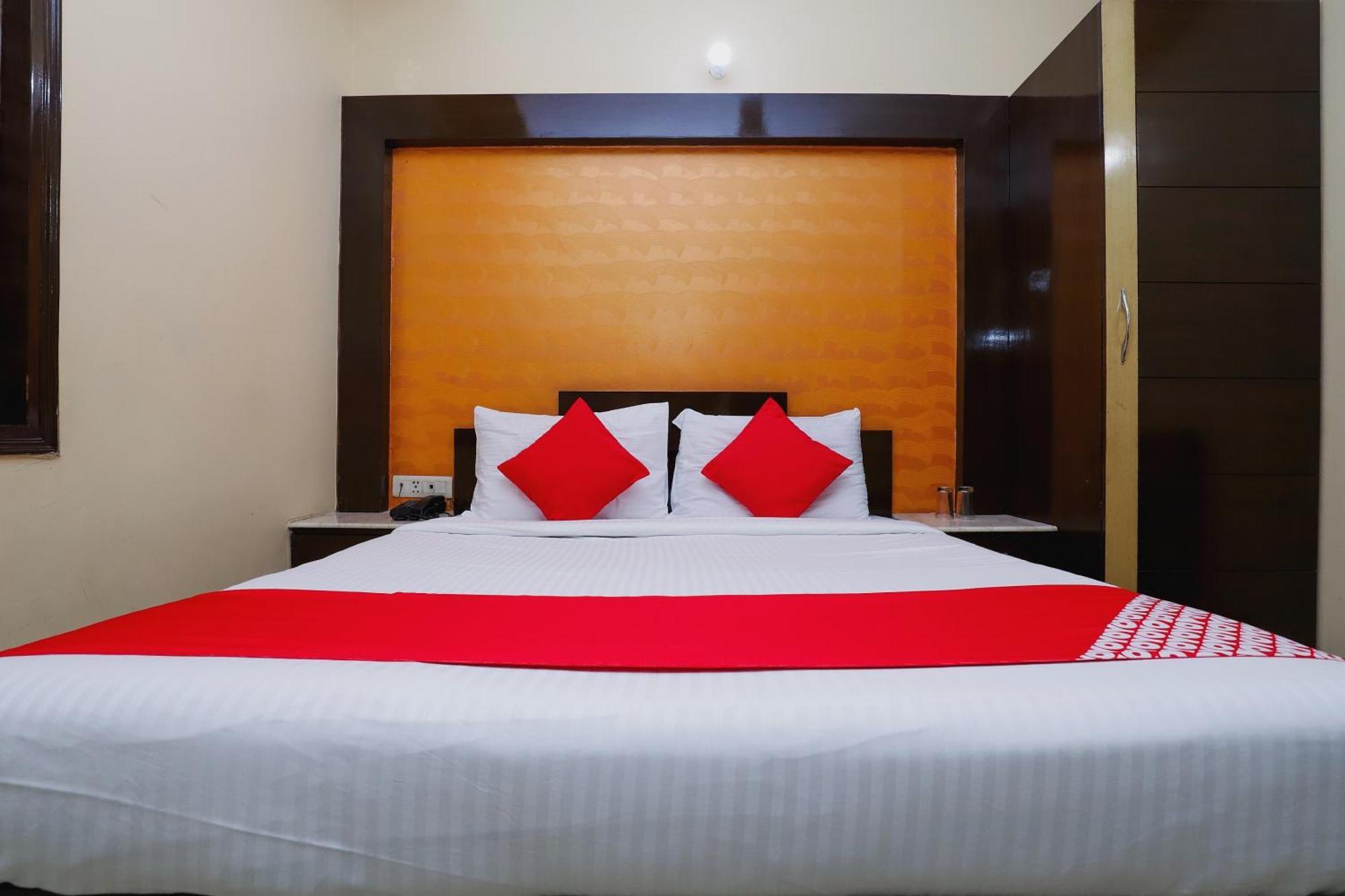 Hotel O J P Inn Near Patel Nagar Metro Station New Delhi Luaran gambar
