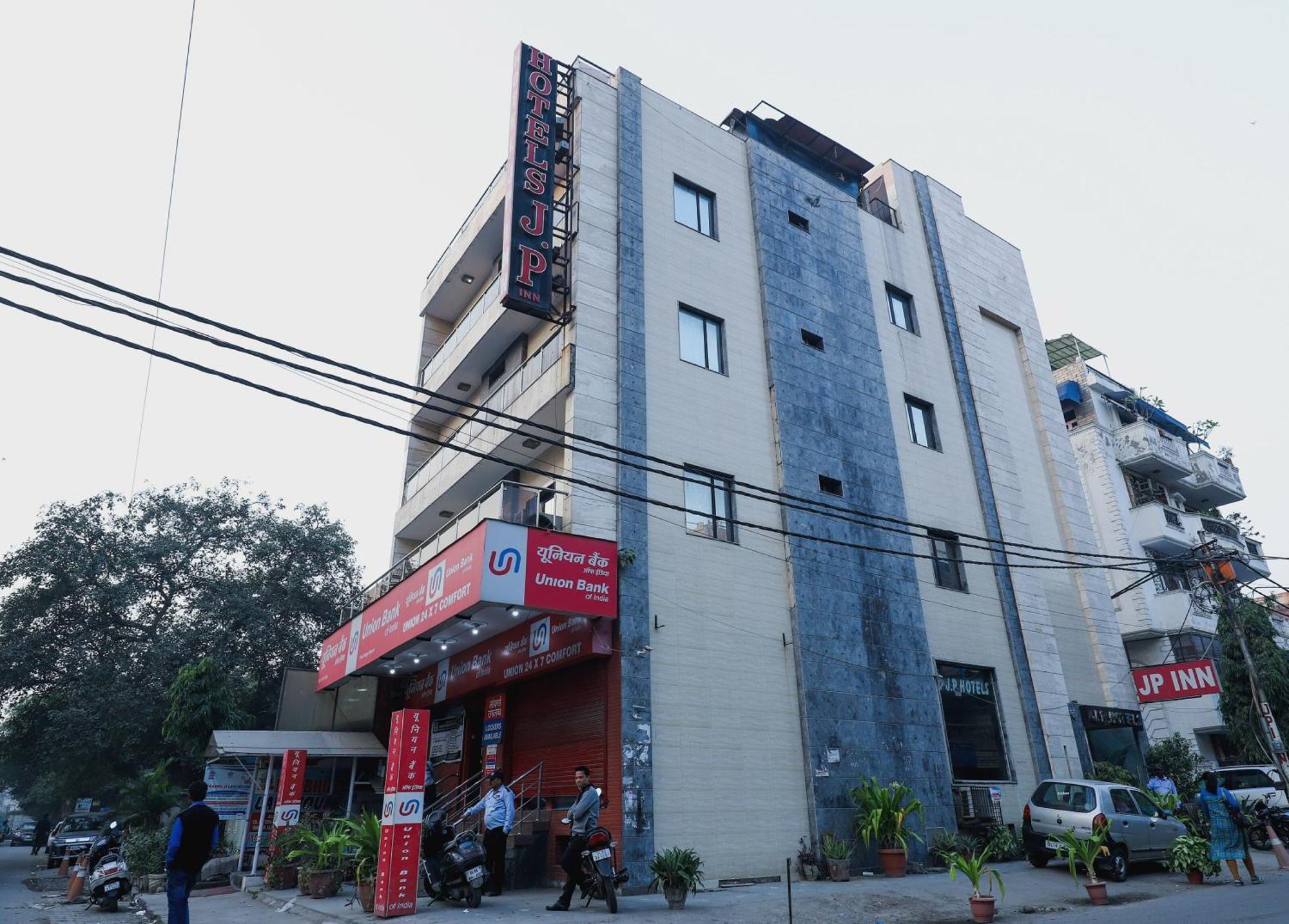 Hotel O J P Inn Near Patel Nagar Metro Station New Delhi Luaran gambar